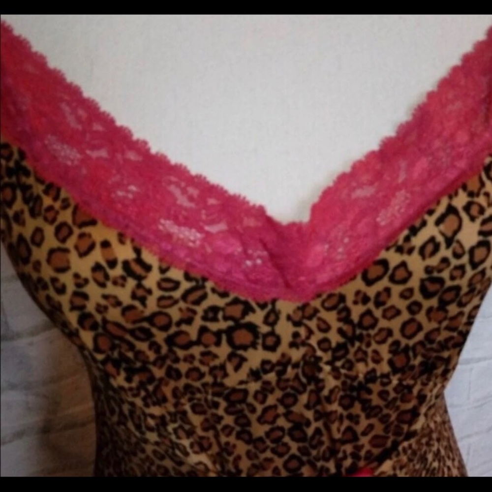 Sourpuss ~Leopard Corset Dress - Picture 4 of 7